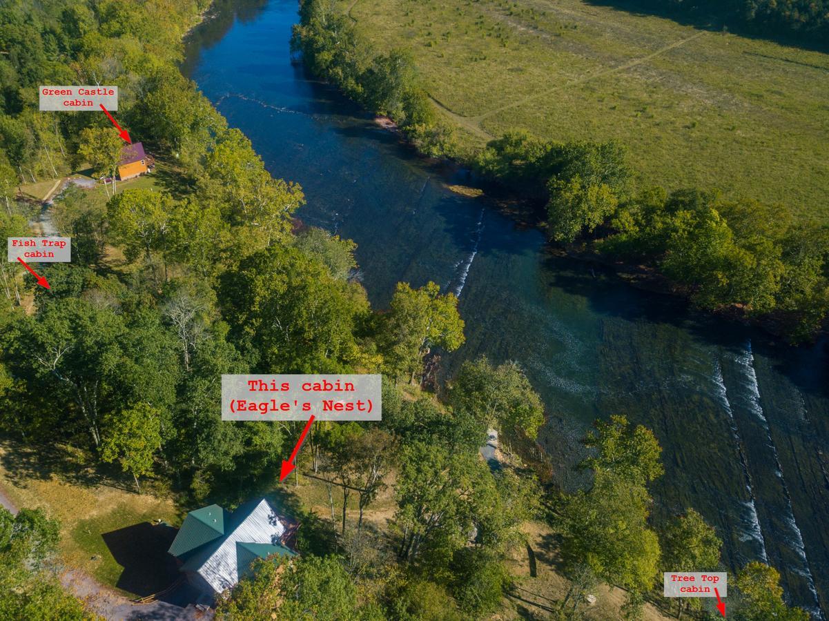 Eagles Nest A Pet Friendly Cabin On The River With A Hot Tub Luray Exterior photo